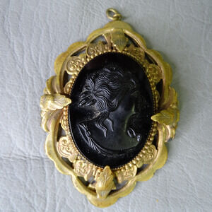 Vintage Pendant Raised Carved Black Cameo